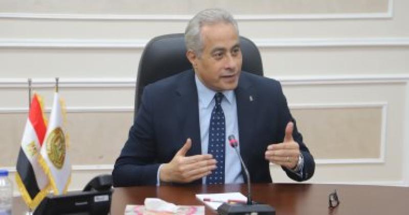 وزير العمل 
