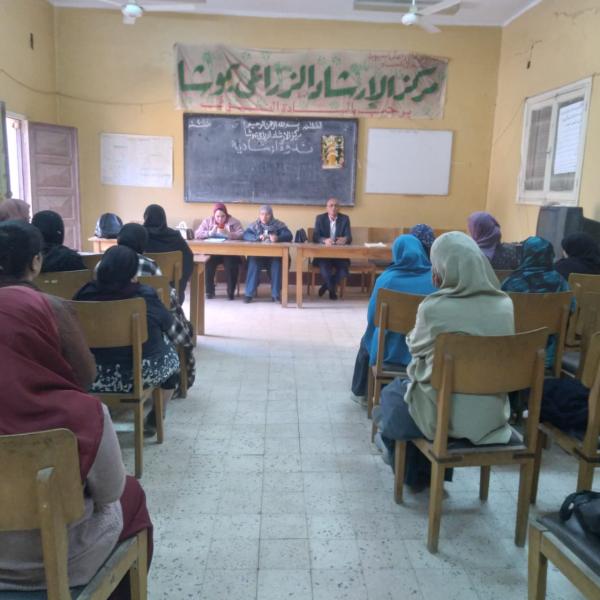 جانب من الندوة 