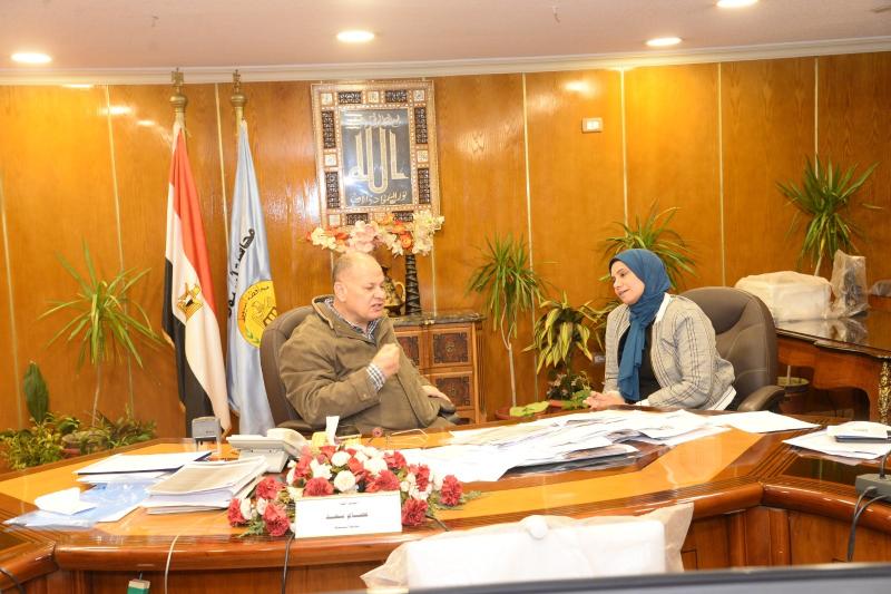 محافظ أسيوط 