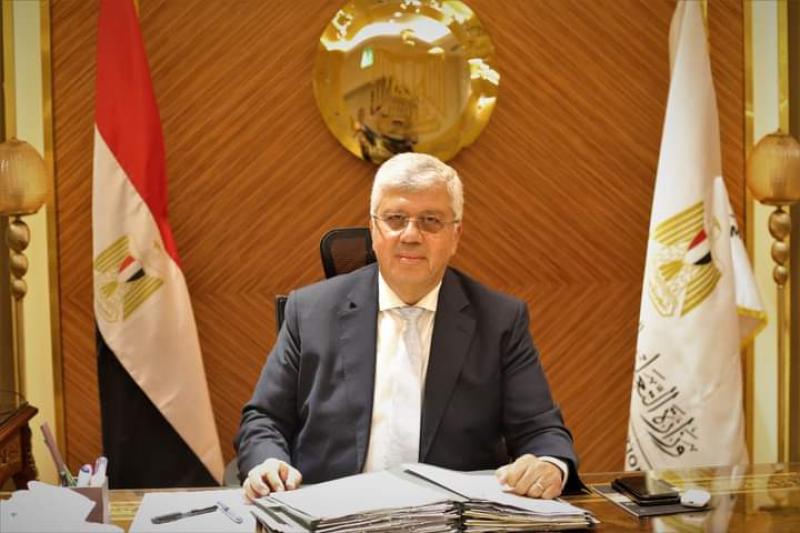الدكتور محمد أيمن عاشور وزير التعليم العالي