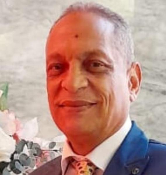  الناشر سامى الطرابيشى