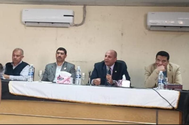 جانب من الاجتماع 