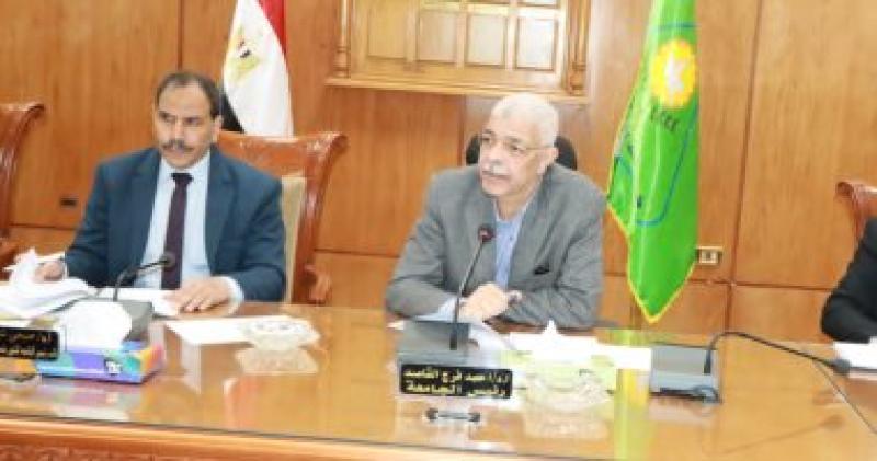 إجتماع لجنة المنشآت الجامعية لشهر مارس