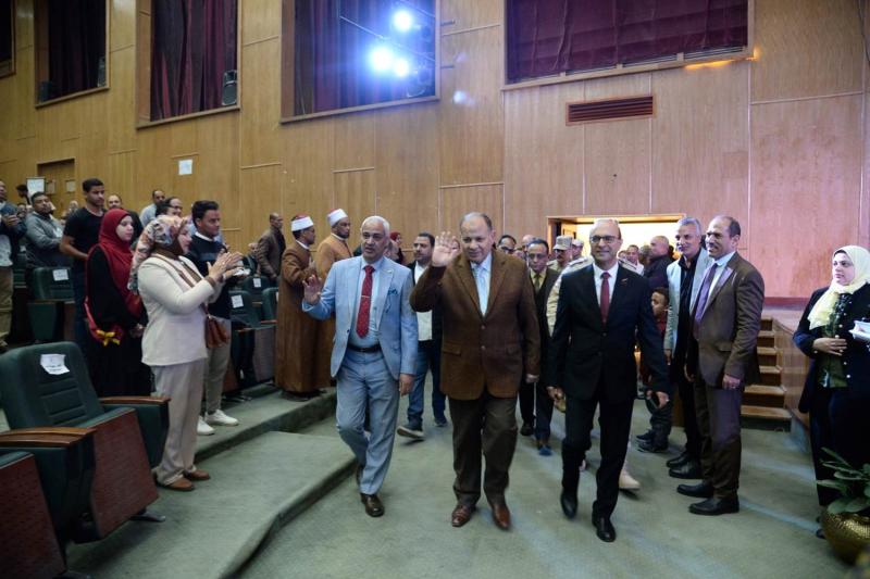 رئيس جامعة أسيوط 