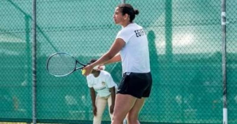 لميس الحسينى