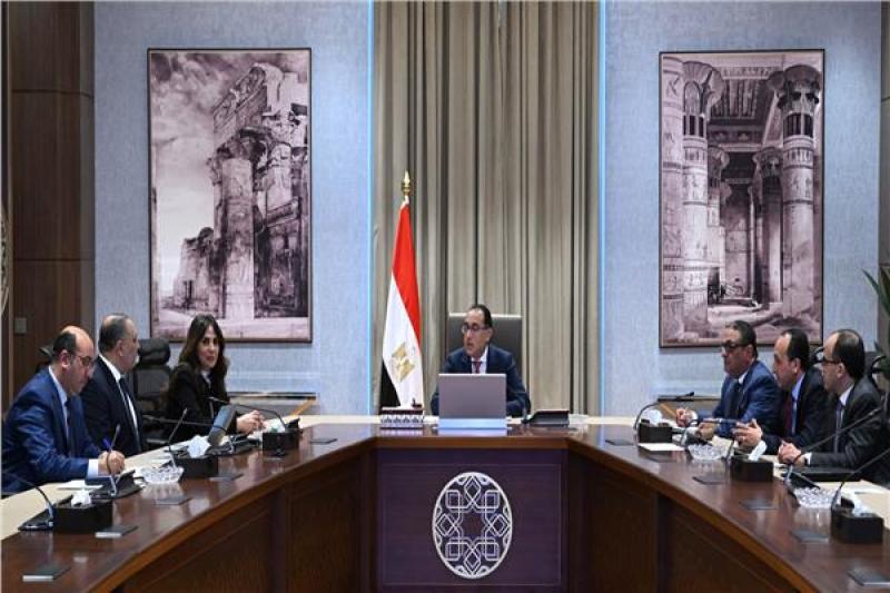 رئيس الوزراء ورئيس المركز الوطني للتخطيط