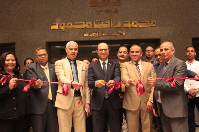 رئيس جامعة أسيوط 