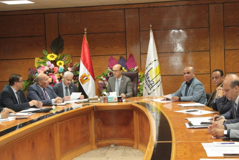 رئيس جامعة أسيوط 