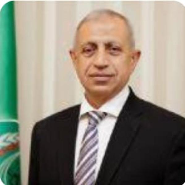 الدكتور اسماعيل عبد الغفار