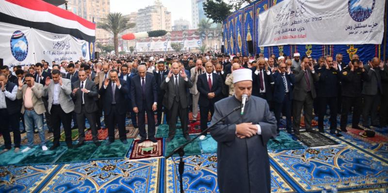 صلاة العيد بمسجد مصطفى محمود