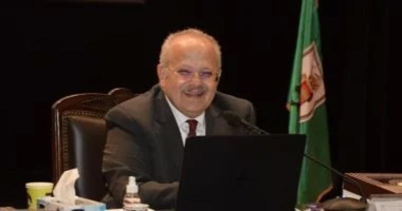 الدكتور محمد الخشت رئيس جامعة القاهرة