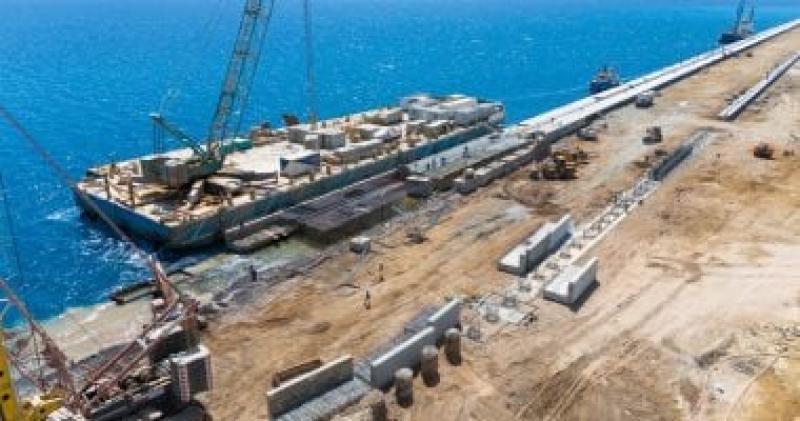 تنفيذ المحطة متعددة الأغراض بميناء سفاجا