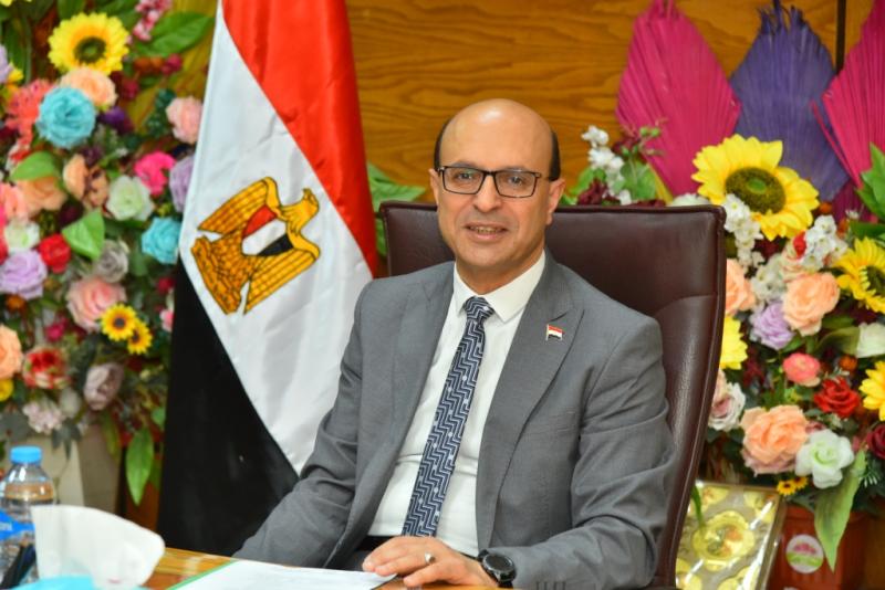 رئيس جامعة أسيوط 