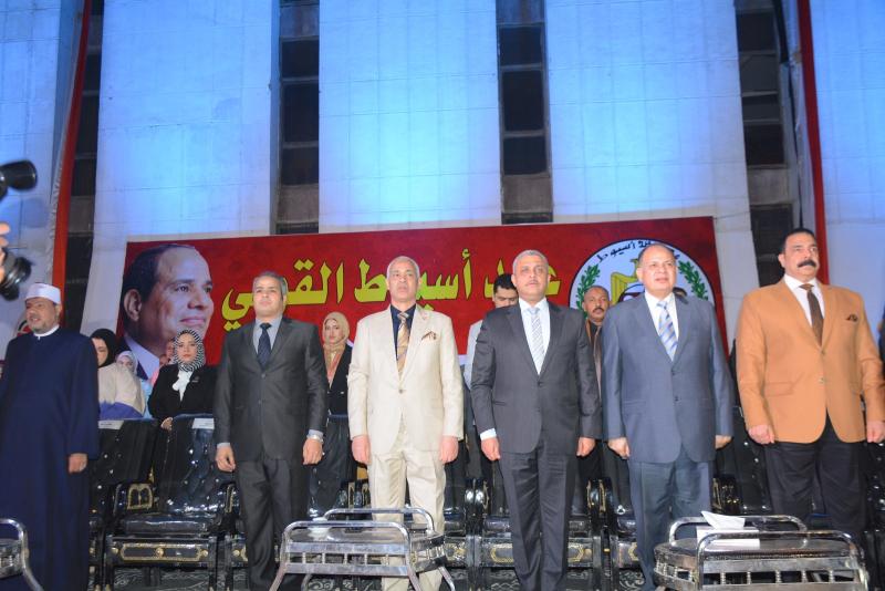 نائب رئيس جامعه اسيوط