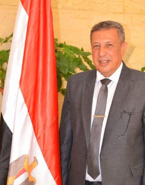 يوسف الديب وكيل وزارة التربية والتعليم بالبحيرة