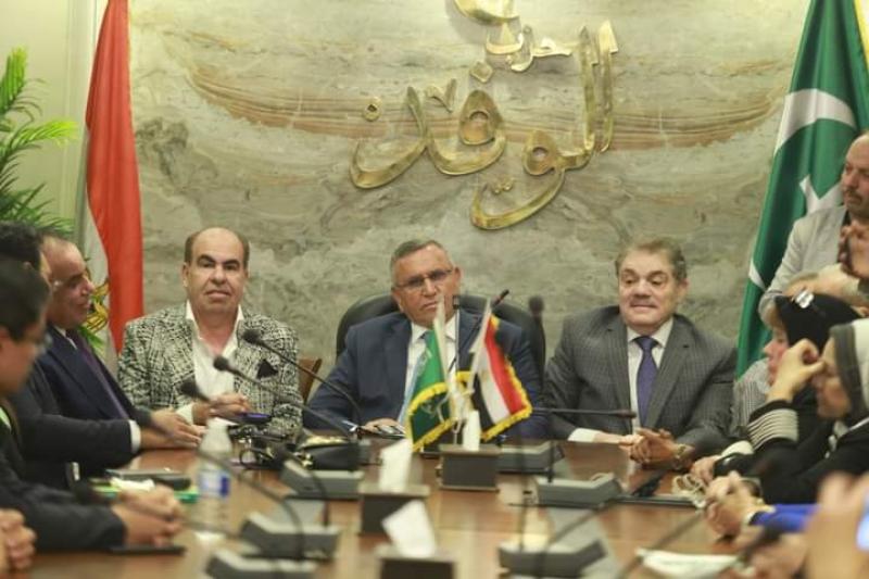 قيادات الوفد خلال حفل التأبين 
