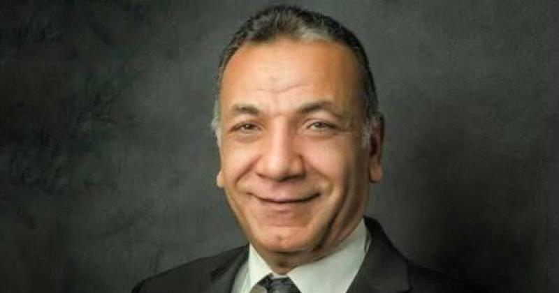 الدكتور إيهاب هيكل