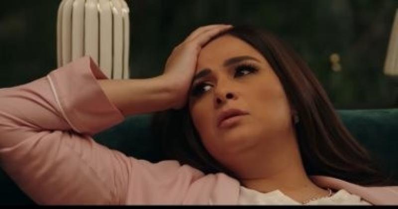  ياسمين عبد العزيز