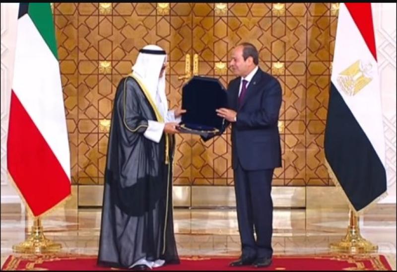الرئيس السيسي يمنح قلادة النيل لأمير دولة الكويت