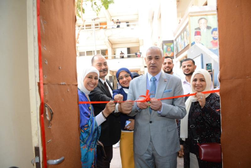 نائب رئيس جامعه اسيوط