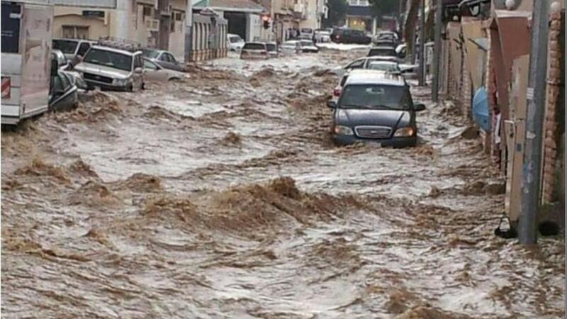 فيضانات