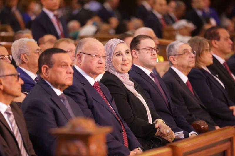 الوزراء خلال القداس 