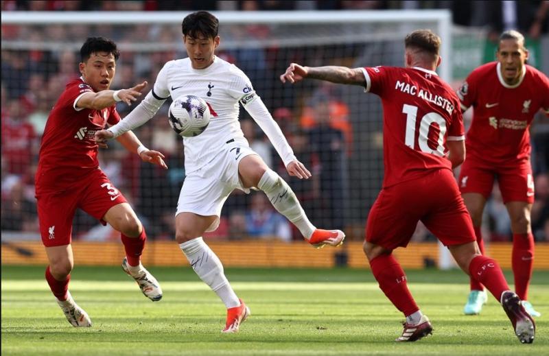 ليفربول وتوتنهام
