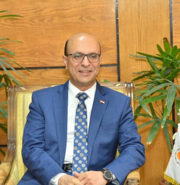 رئيس جامعة أسيوط 