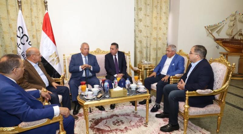 جانب من الزيارة 