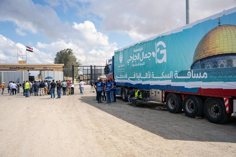 إيصال المساعدات لقطاع غزة