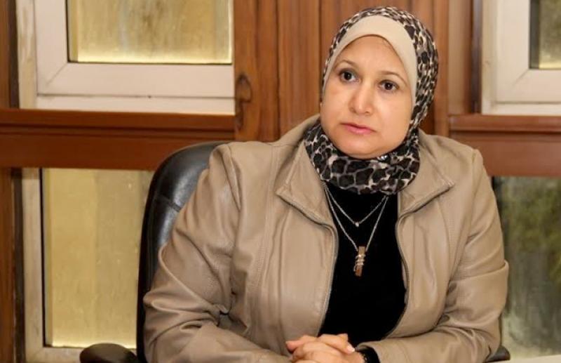 كوثر محمود نقيب التمريض وعضو مجلس الشيوخ