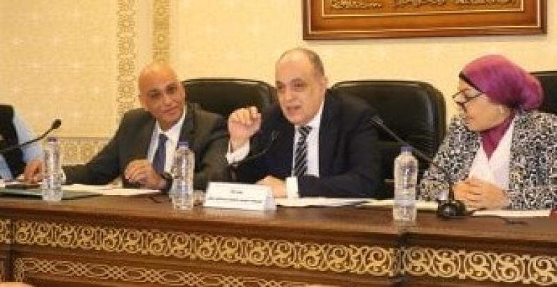 لجنة المشروعات المتوسطة والصغيرة