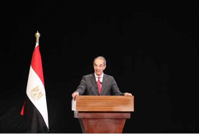 وزير الاتصالات 