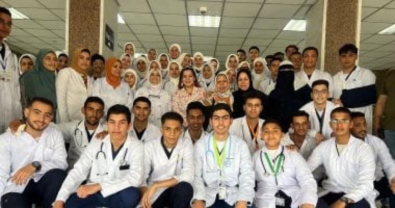 تدريبات عملية لطلاب الجامعات بالمراكز البحثية