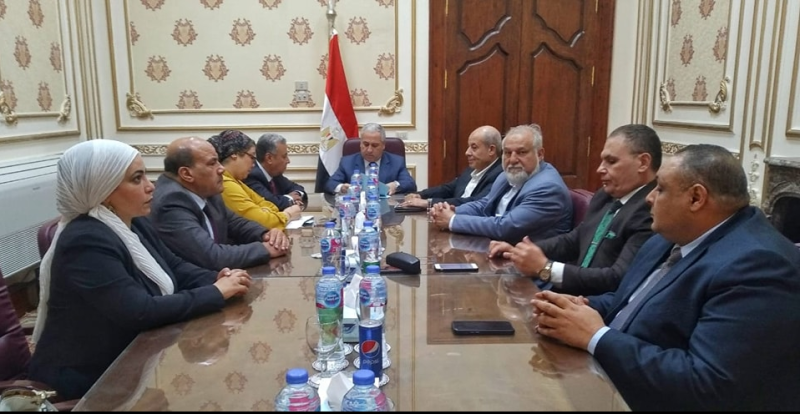 جانب من الاجتماع 