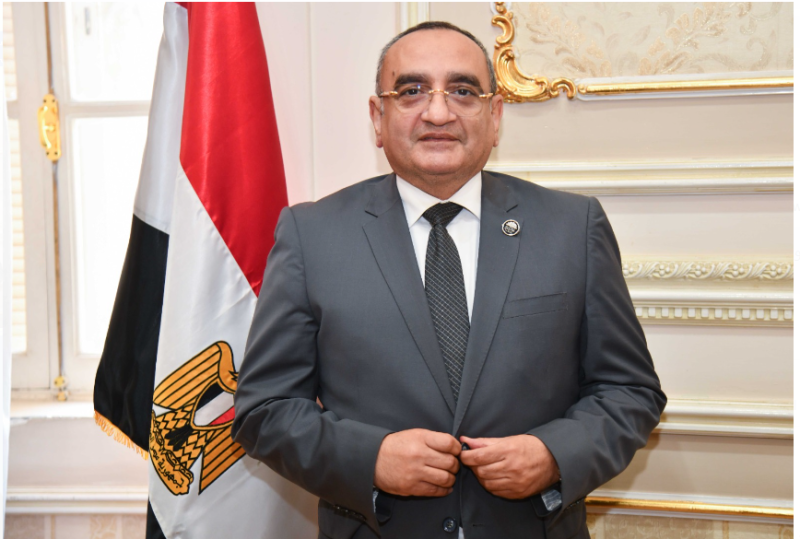 النائب اللواء حاتم حشمت 