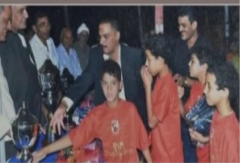 إمام وهو طفل 