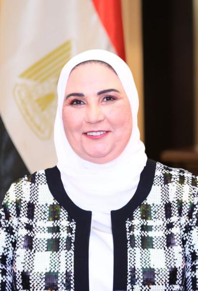  الدكتورة  نيفين القباج