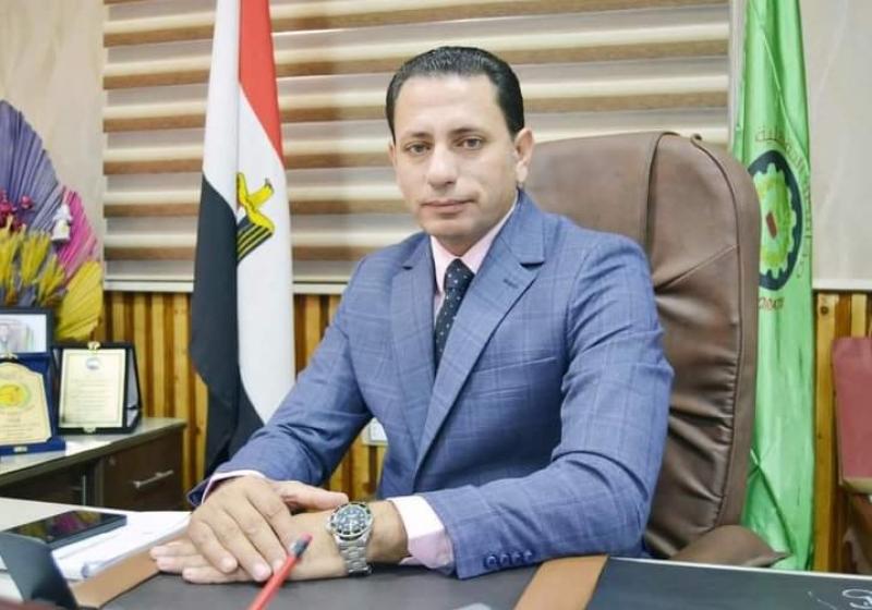 الدكتور إبراهيم صابر