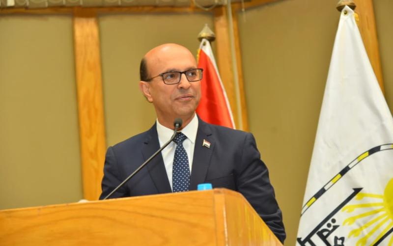 رئيس جامعة أسيوط 