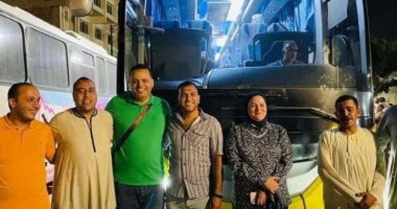 مغادرة أخر أفواج حجاج الجمعيات الأهلية