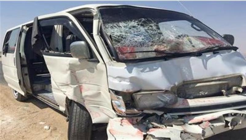 انقلاب سيارة ميكروباص