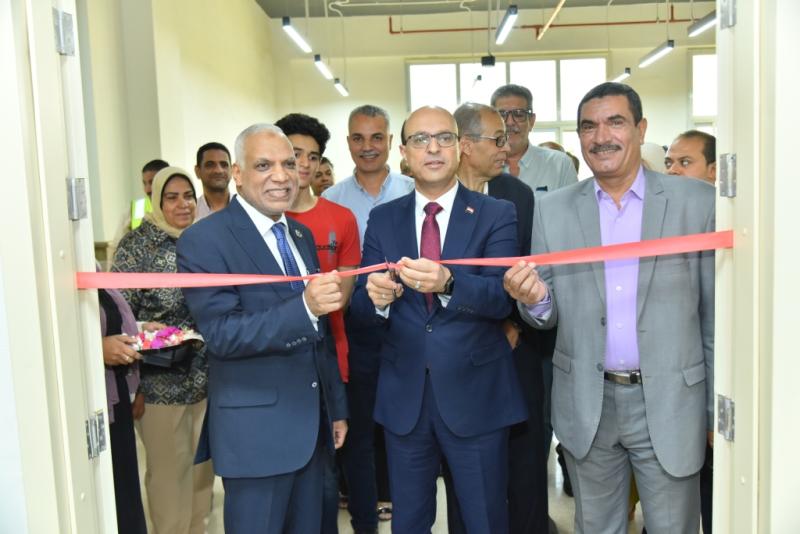 رئيس جامعة أسيوط 