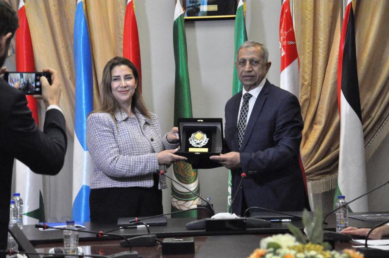 الأكاديمية العربية -مفوضية شؤون اللاجئين
