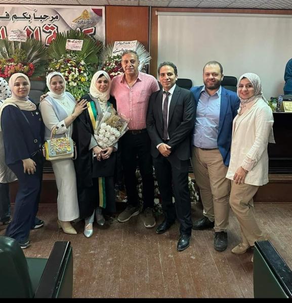 جانب من حضور المناقشة 