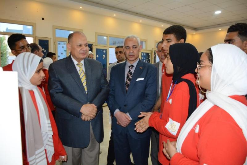 محافظ أسيوط 