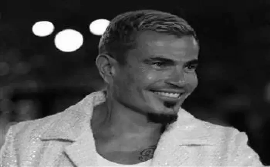 نجوم الوسط الفني 