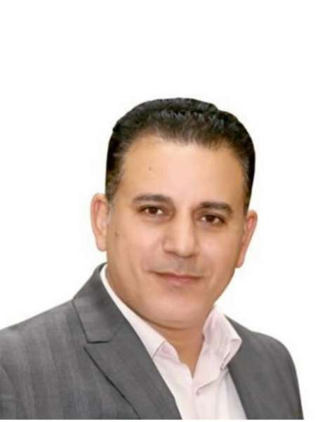 الكاتب الصحفى محمد طلعت