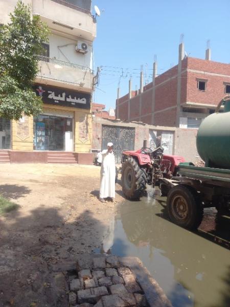 جانب من مياه الصرف 