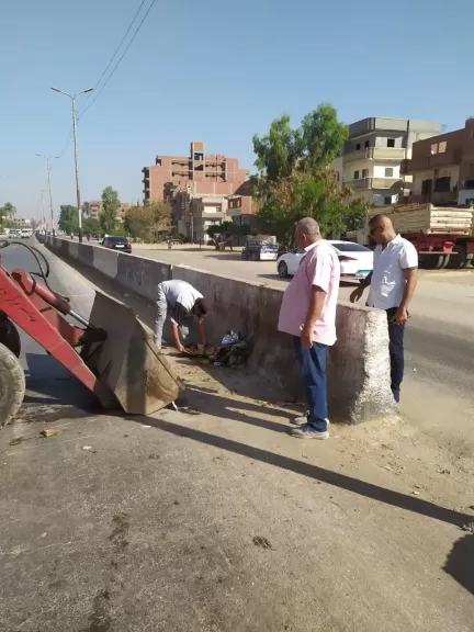 جانب من الاعمال